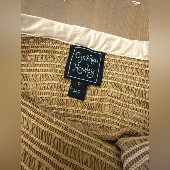 Vintage Cynthia Rowley Silk Tan and White Halter Dress Size 0 - Picture 6 of 6